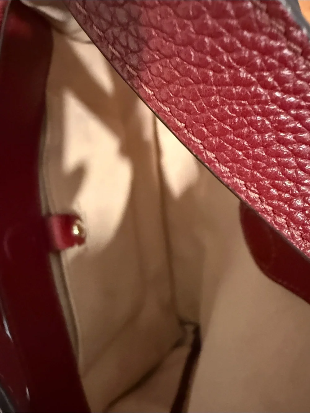 kate spade knott Burgundy red Pebbled Leather Shoulder Bag